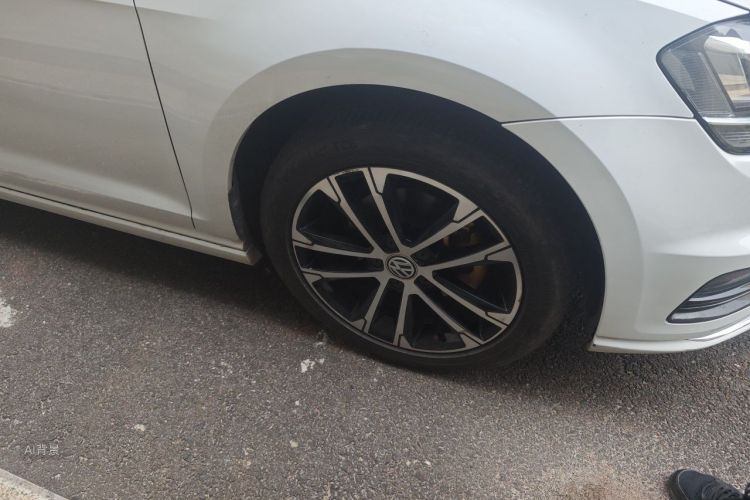Volkswagen Golf 2016 car image #9