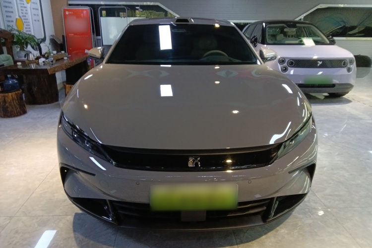 BYD Han 2024 car image #3