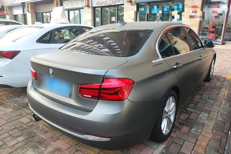 BMW 3 Series 2017 #7 BMW 3 Series 2017 car image #7