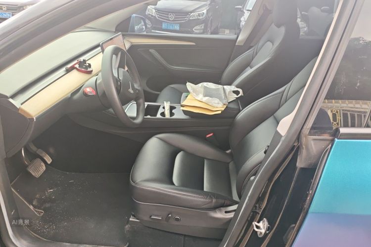 Tesla Model Y 2022 #17 Tesla Model Y 2022 car image #17