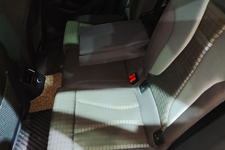 Audi A3 2018 immagine di auto #17