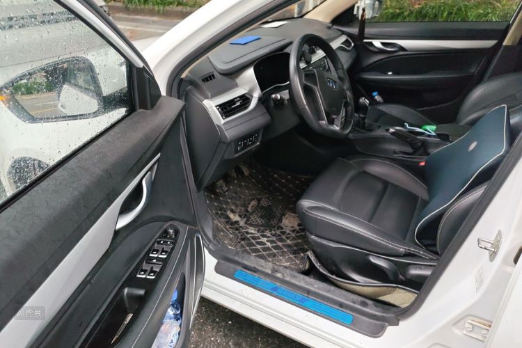 GEELY Emgrand 2018 #18 GEELY Emgrand 2018 car image #18