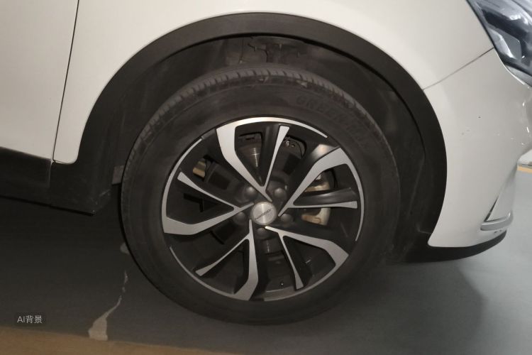 GEELY Emgrand GS 2019 car image #9