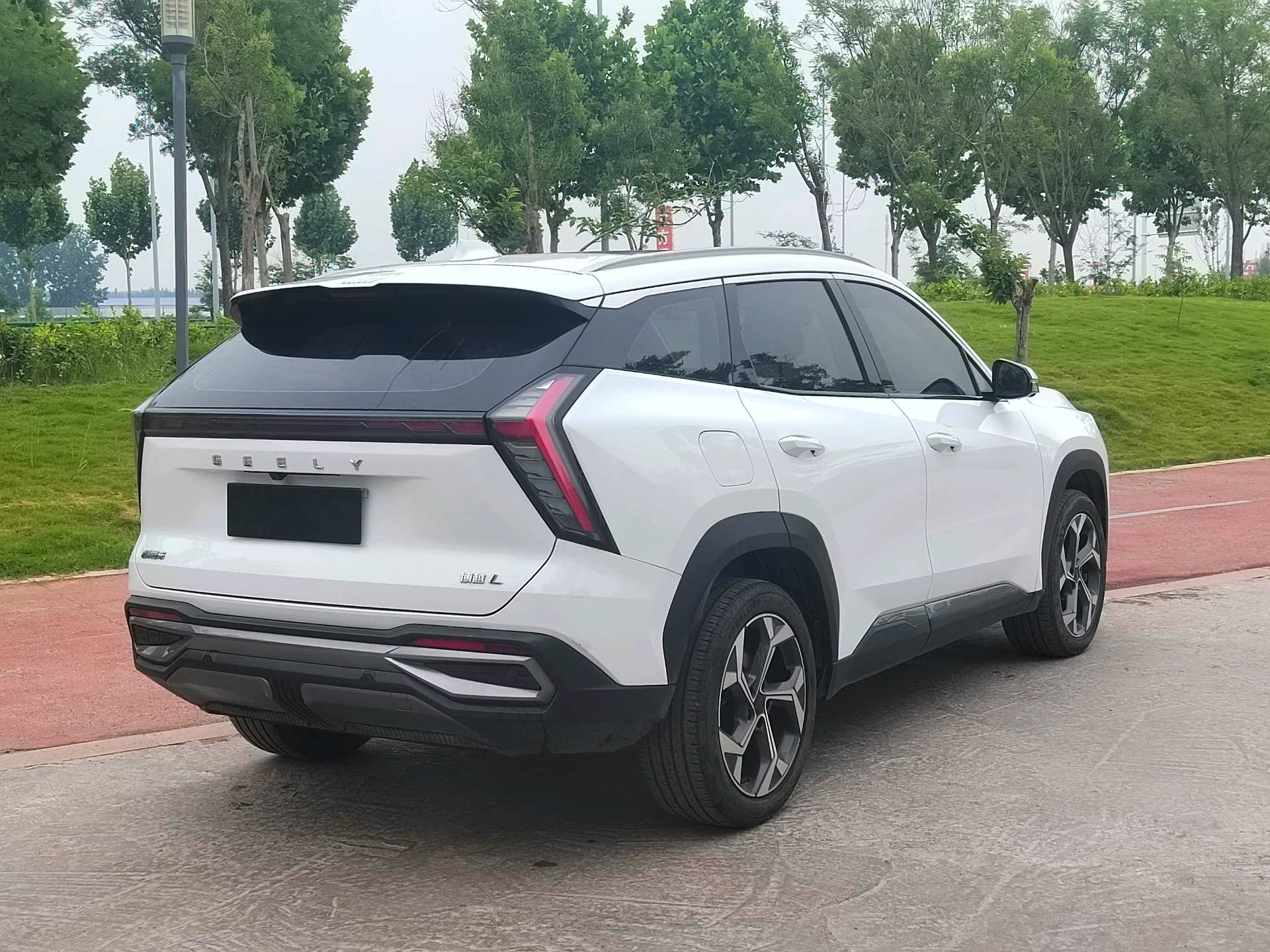 GEELY Boyue L 2022 #4 GEELY Boyue L 2022 car image #4