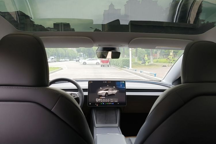 Tesla Model 3 2024 imagem de carro #18