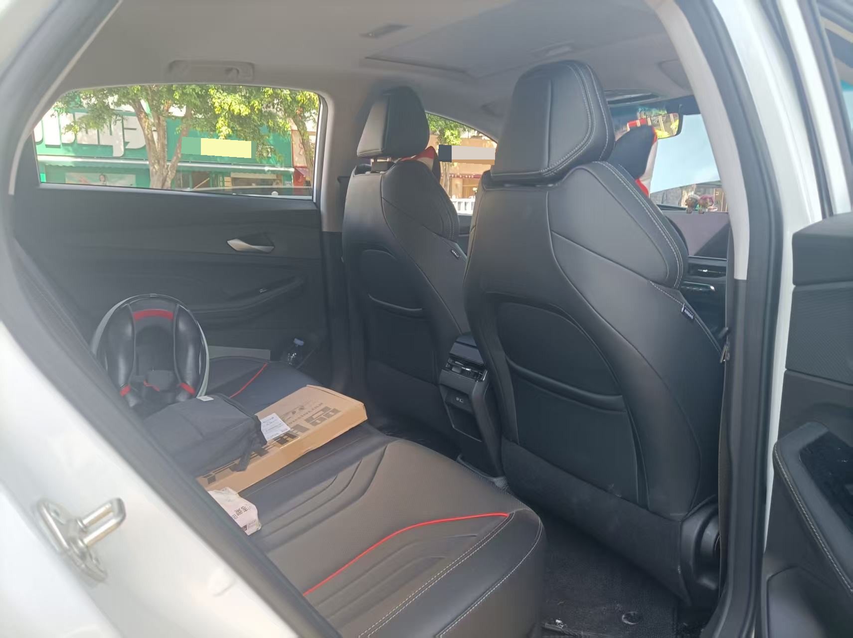 GEELY Binray 2025 car image #7