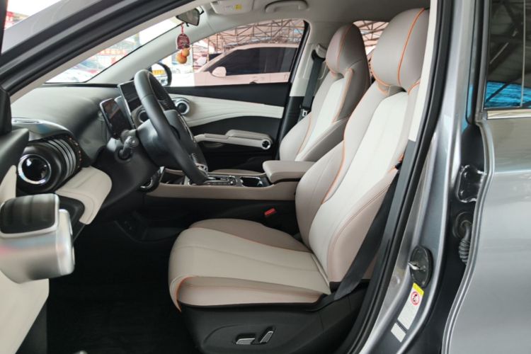 BYD Yuan Plus 2024 immagine di auto #19