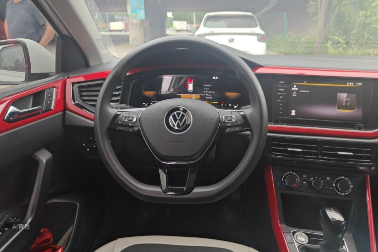 Volkswagen Polo 2023 car image #12