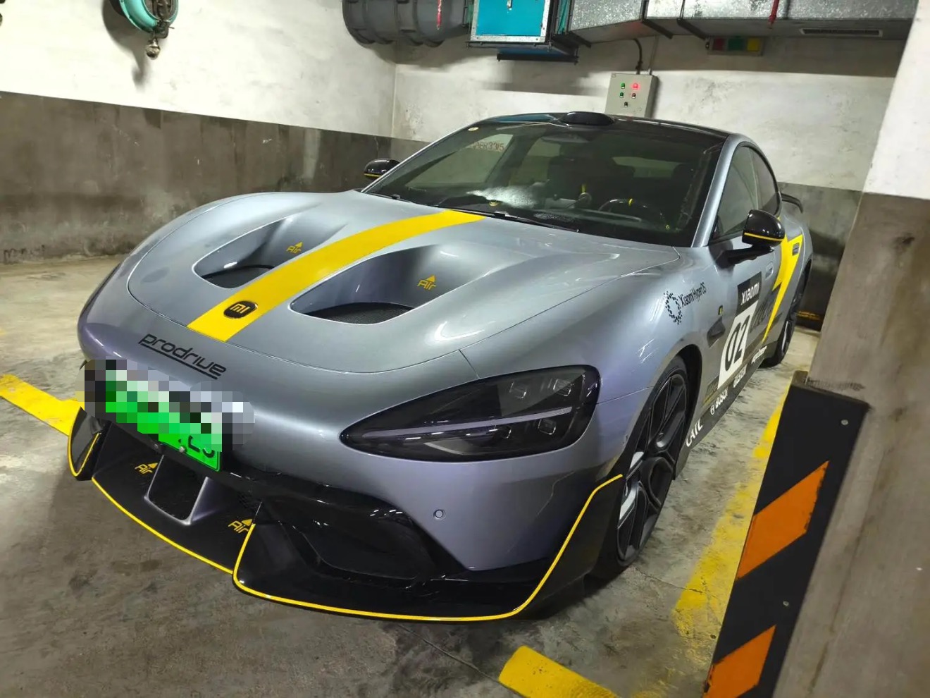 MI SU7 Ultra 2025 MI SU7 Ultra 2025 immagine di auto