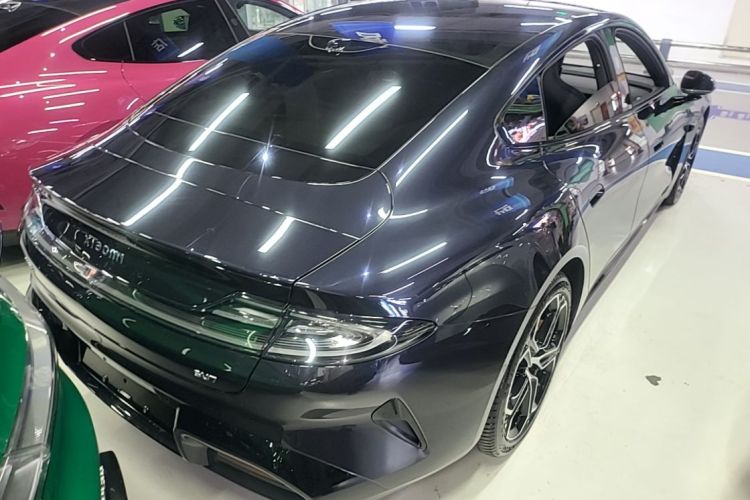 MI SU7 2025 car image #7