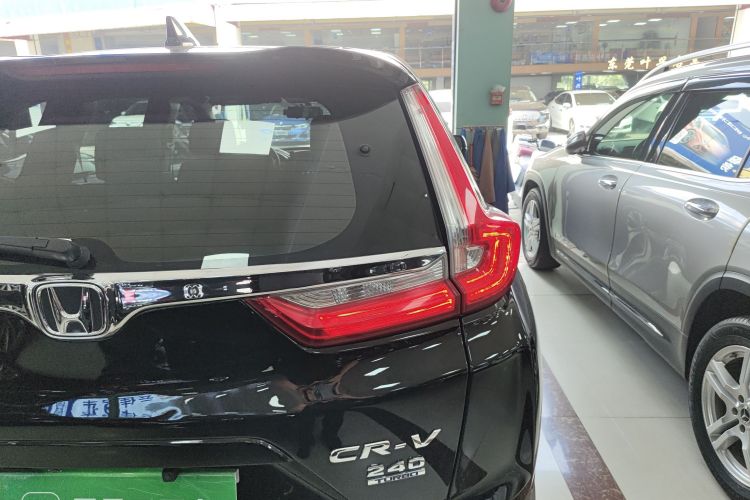 Honda CR-V 2018 #8 Honda CR-V 2018 car image #8
