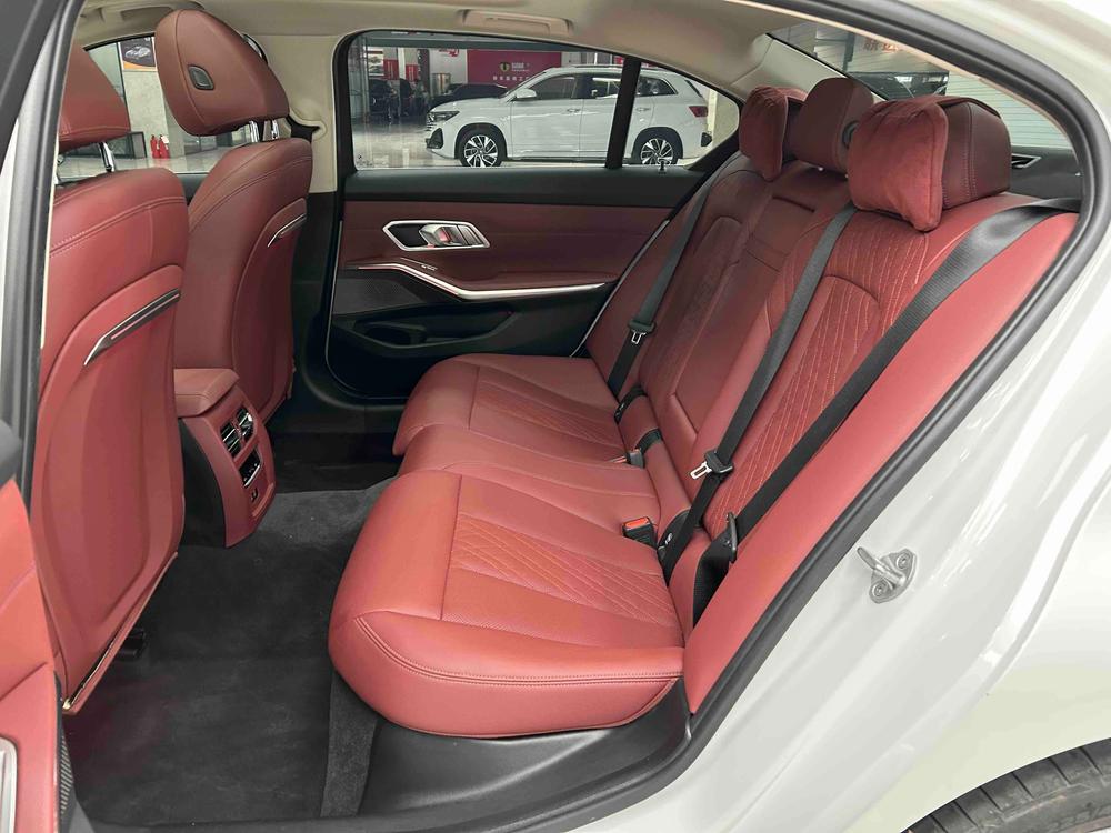 BMW 3 Series 2023 #21 BMW 3 Series 2023 car image #21