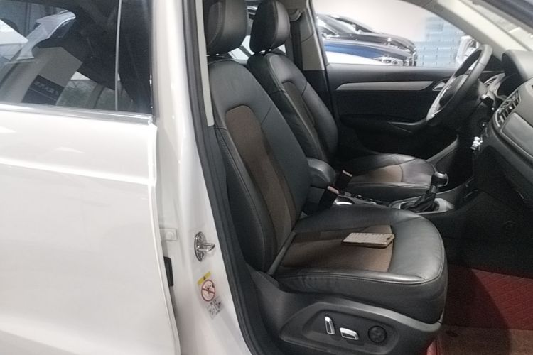 Audi Q3 2019 #24 Audi Q3 2019 car image #24
