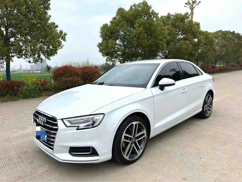 Audi A3 2019 car image 