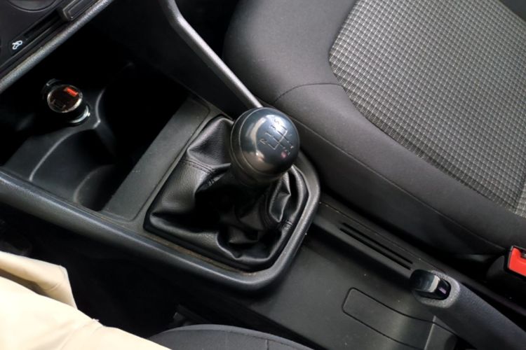 Volkswagen Santana 2017 #14 Volkswagen Santana 2017 car image #14