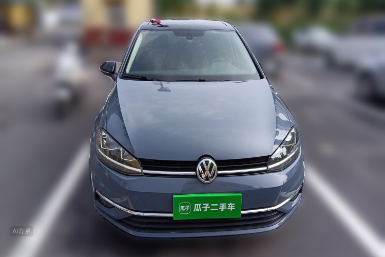 Volkswagen Golf 2019 car image #3