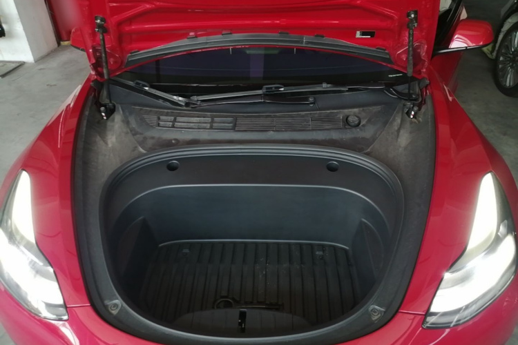Tesla Model 3 2022 car image #20