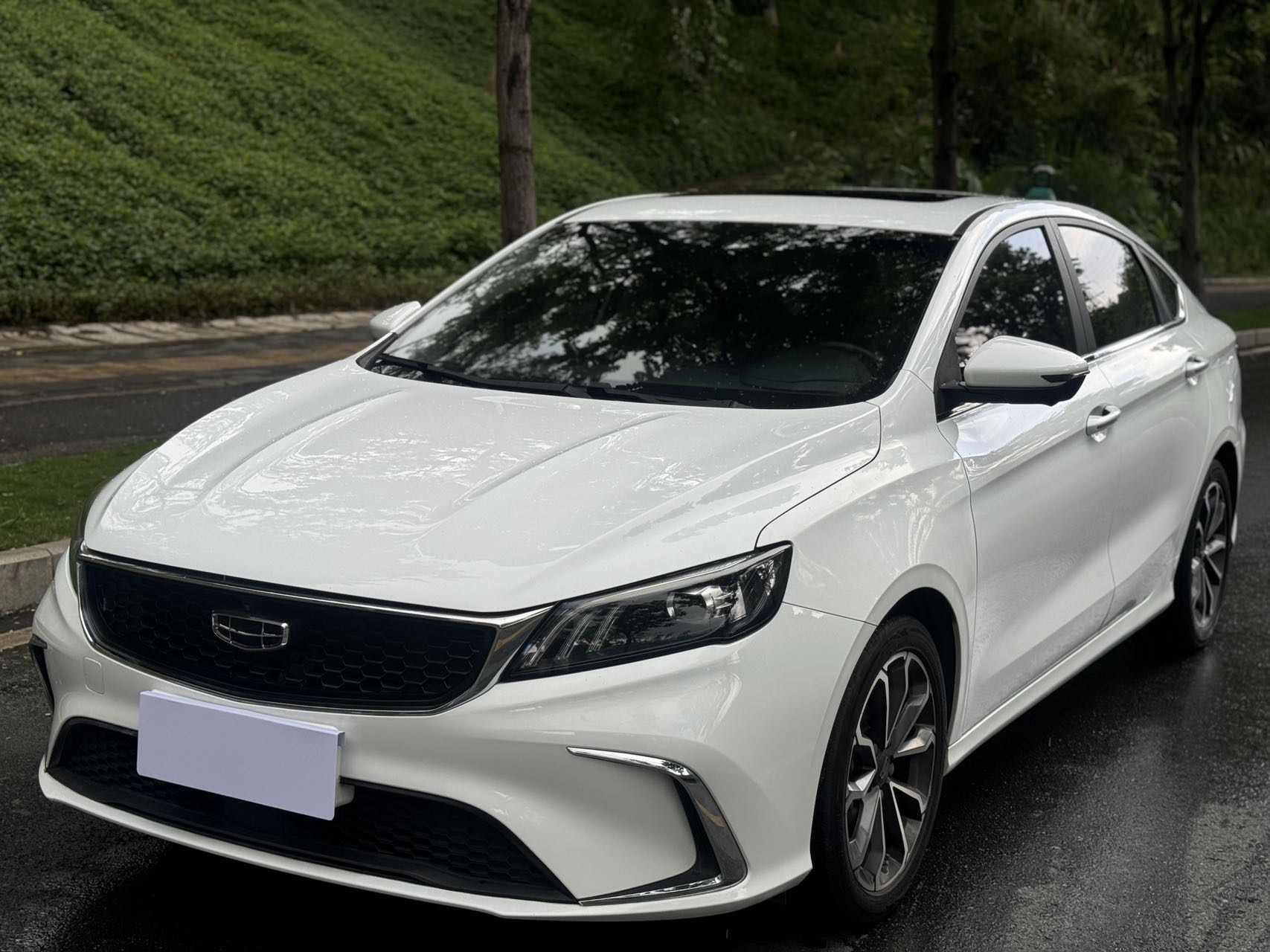 GEELY Binray 2021 car image 