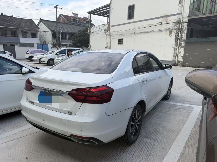 GEELY Emgrand 2019 car image #5