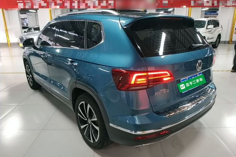 Volkswagen Tharu 2018 car image #5