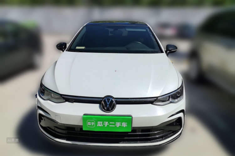 Volkswagen Golf 2022 car image #3