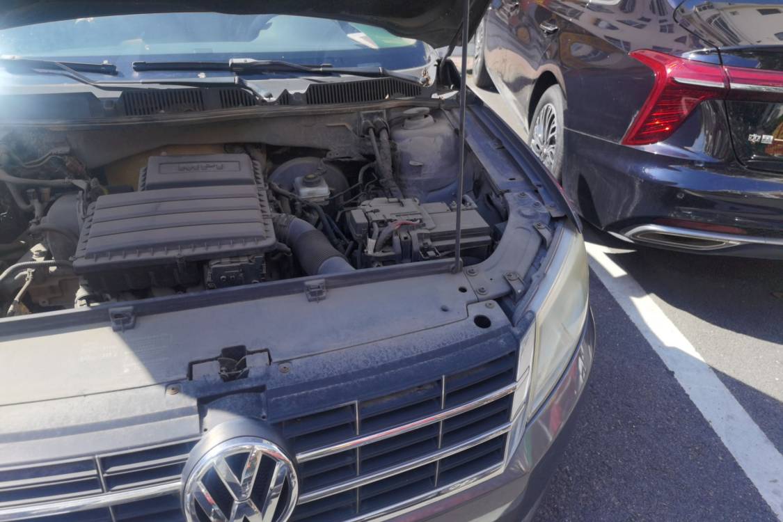 Volkswagen Lavida 2013 immagine di auto #12