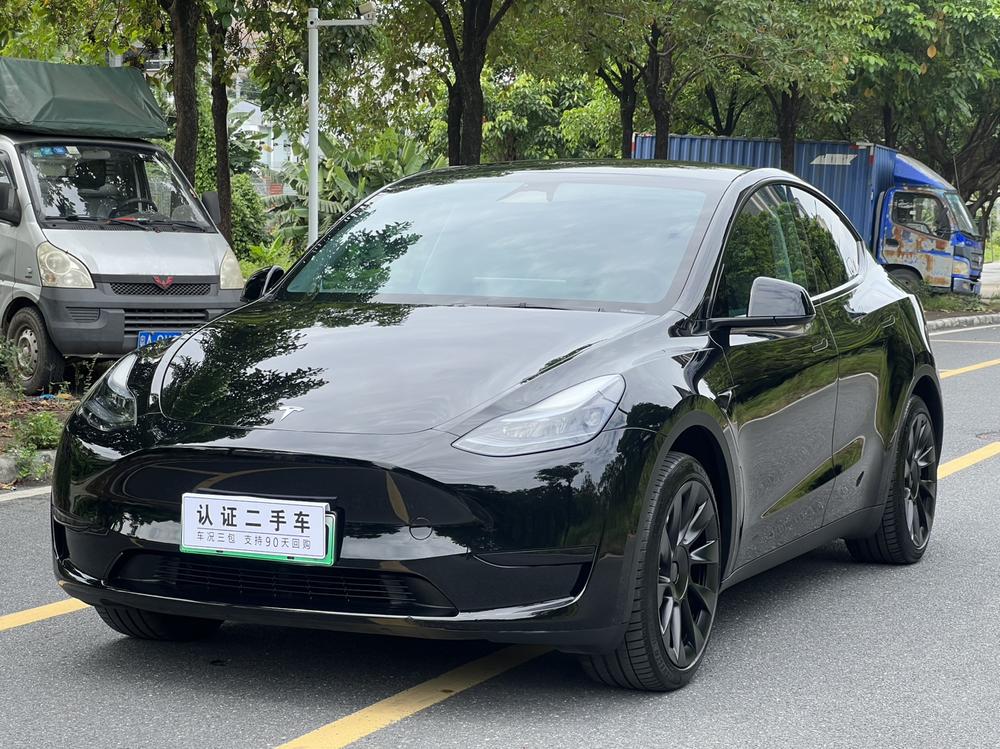 Tesla Model Y 2024 Tesla Model Y 2024 изображение автомобиля