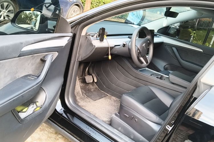 Tesla Model Y 2023 #16 Tesla Model Y 2023 immagine di auto #16