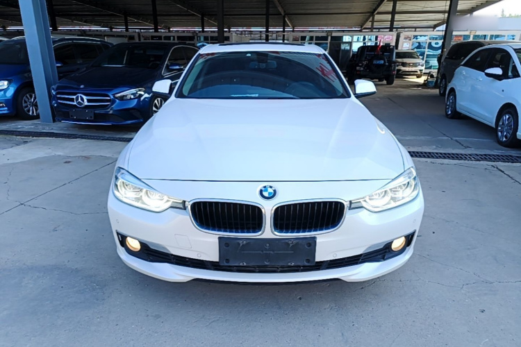 BMW 3 Series 2017 #3 BMW 3 Series 2017 car image #3
