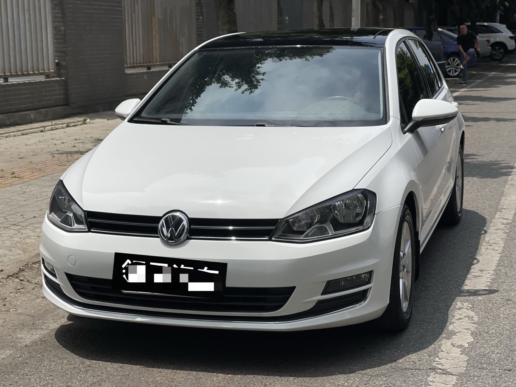 Volkswagen Golf 2015 Volkswagen Golf 2015 car image