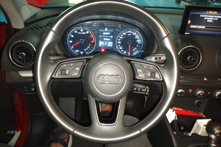 Audi A3 2018 car image #12