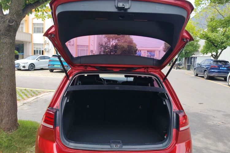 Volkswagen Golf 2018 #19 Volkswagen Golf 2018 car image #19