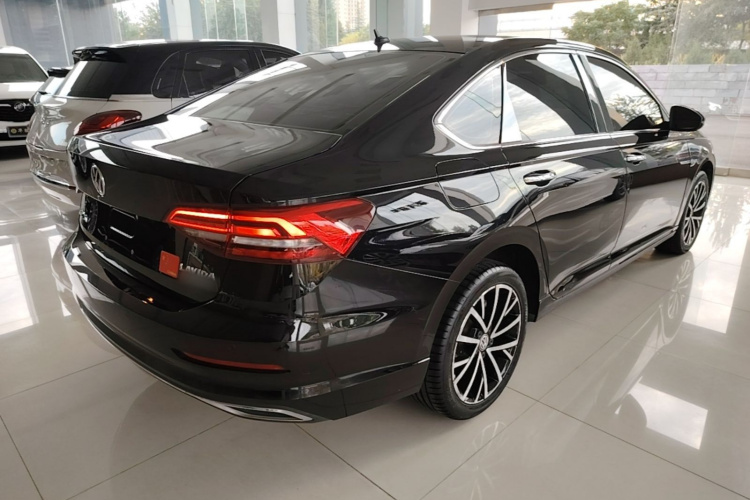 Volkswagen Lavida 2020 car image #7