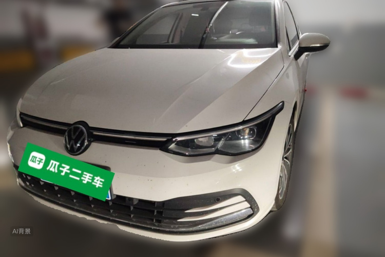 Volkswagen Golf 2024 car image #2