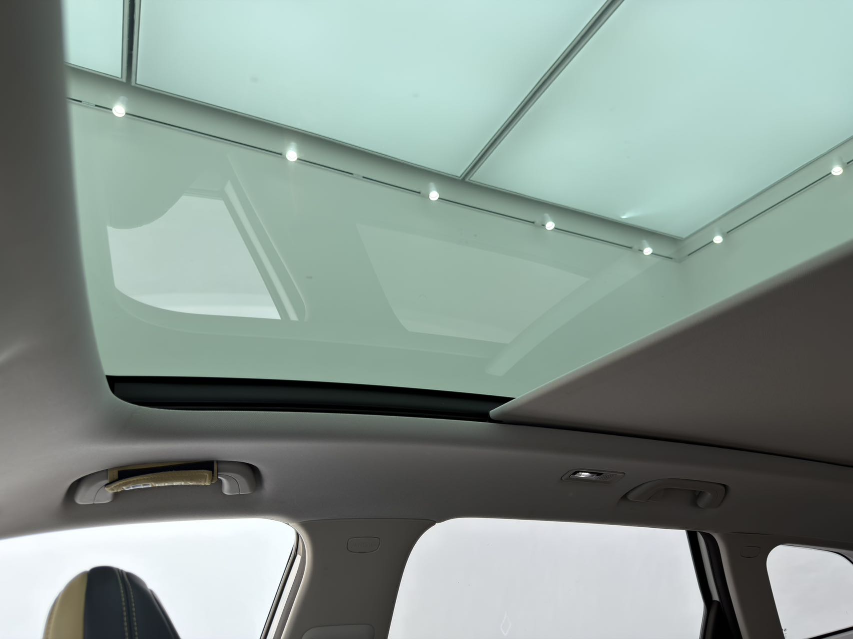 GEELY Boyue L 2023 car image #11