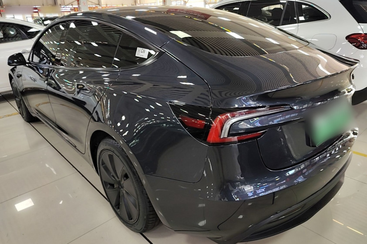 Tesla Model 3 2025 #7 Tesla Model 3 2025 car image #7
