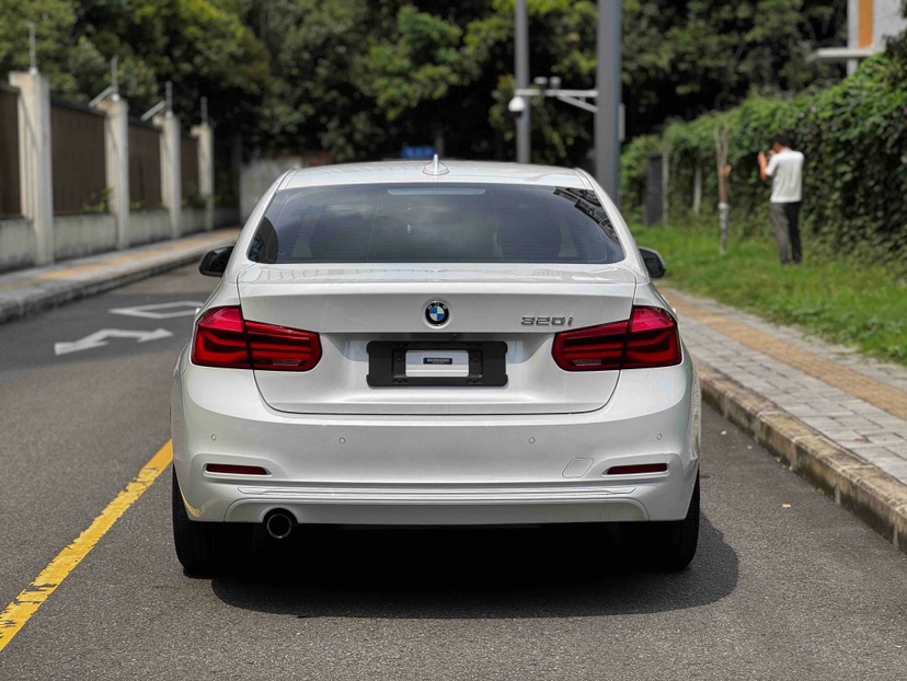 BMW 3 Series 2016 car image #4