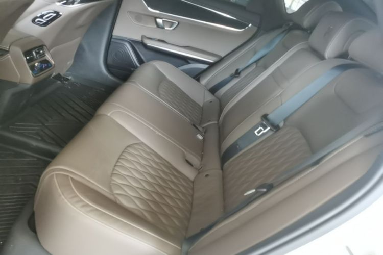 BYD Han 2021 car image #17