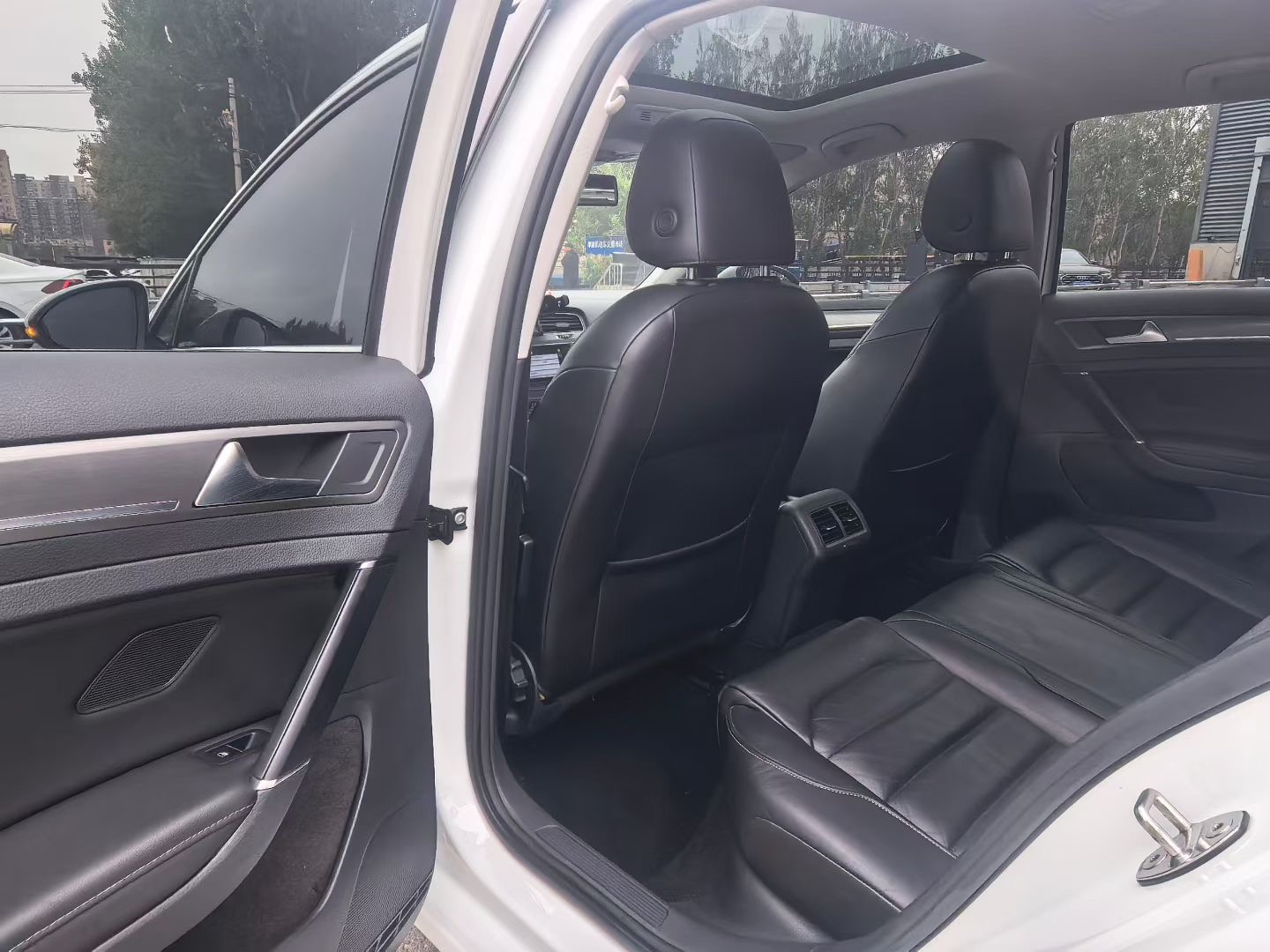 Volkswagen Golf 2015 immagine di auto #5