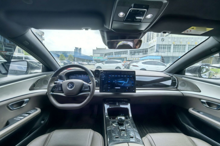 BYD Han 2025 car image #14