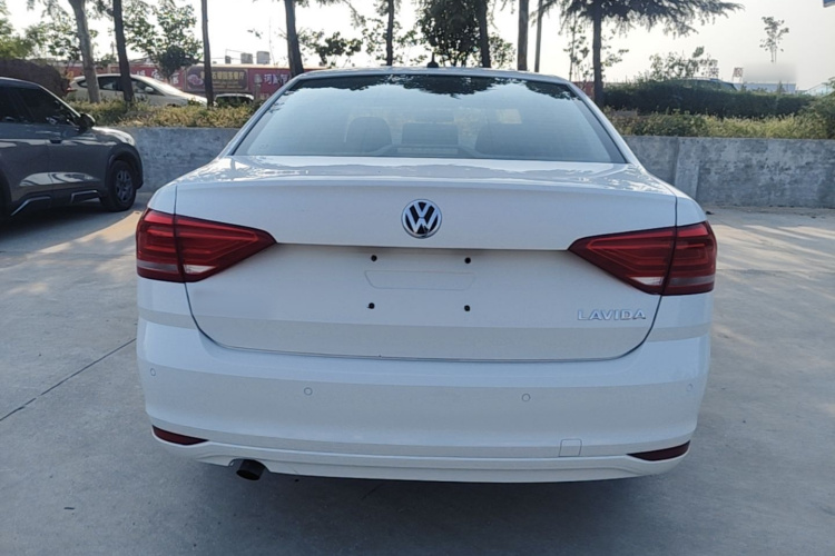 Volkswagen Lavida 2017 immagine di auto #6