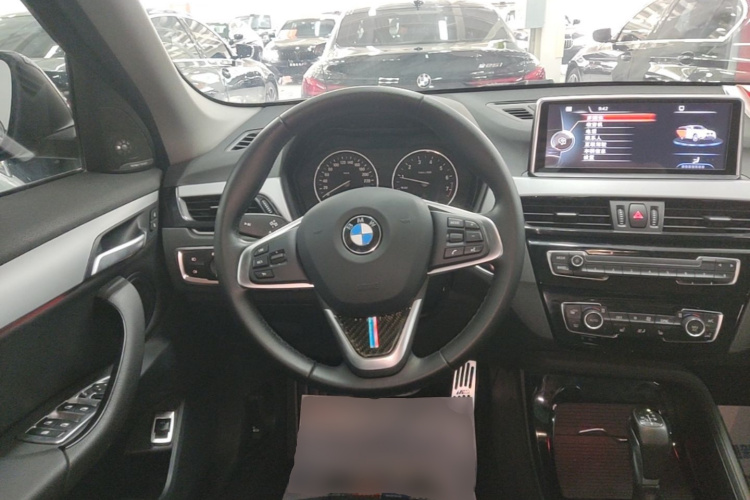 BMW X1 2017 #11 BMW X1 2017 immagine di auto #11
