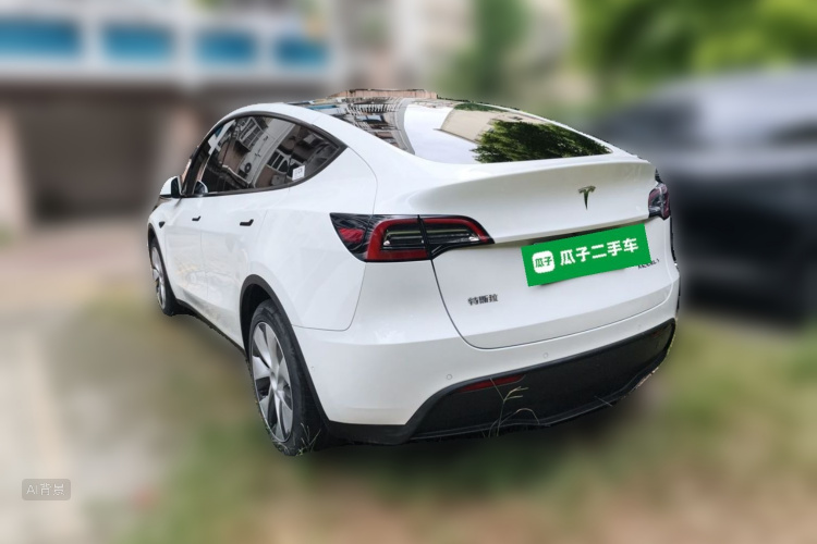 Tesla Model Y 2022 #5 Tesla Model Y 2022 car image #5