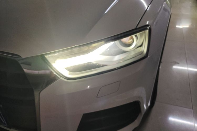Audi Q3 2018 #20 Audi Q3 2018 car image #20