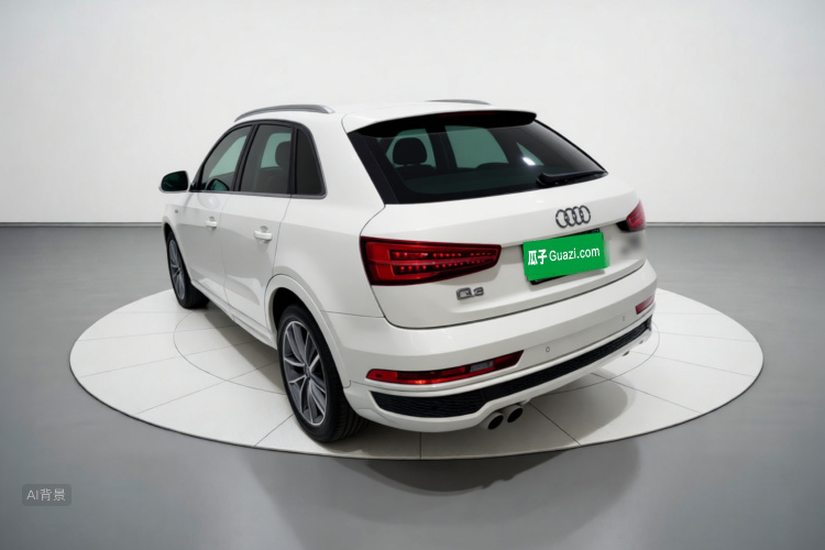 Audi Q3 2019 car image #5
