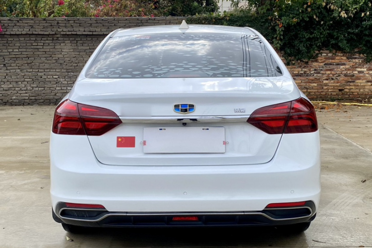 GEELY Emgrand 2019 #9 GEELY Emgrand 2019 car image #9