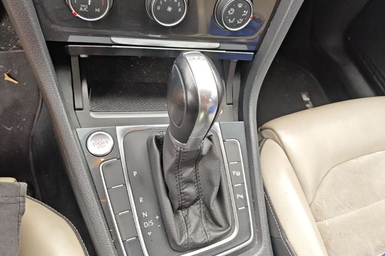 Volkswagen Golf 2017 #16 Volkswagen Golf 2017 car image #16
