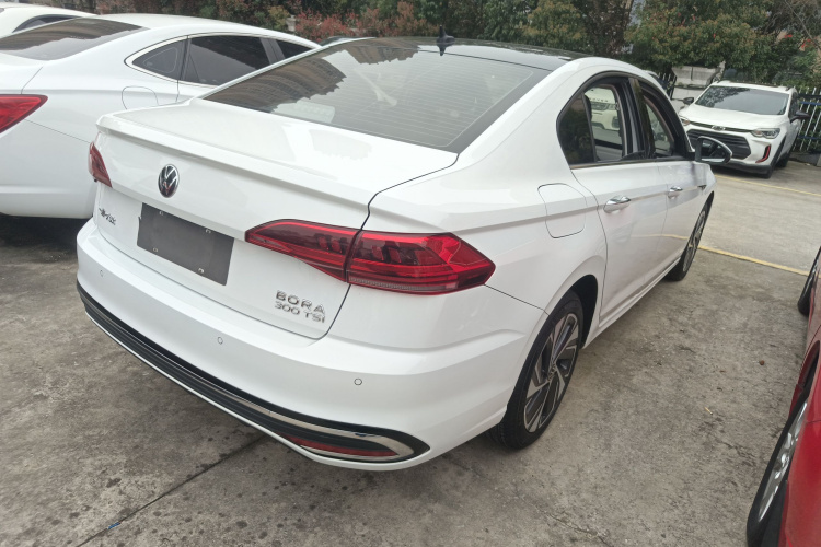 Volkswagen Bora 2023 car image #7