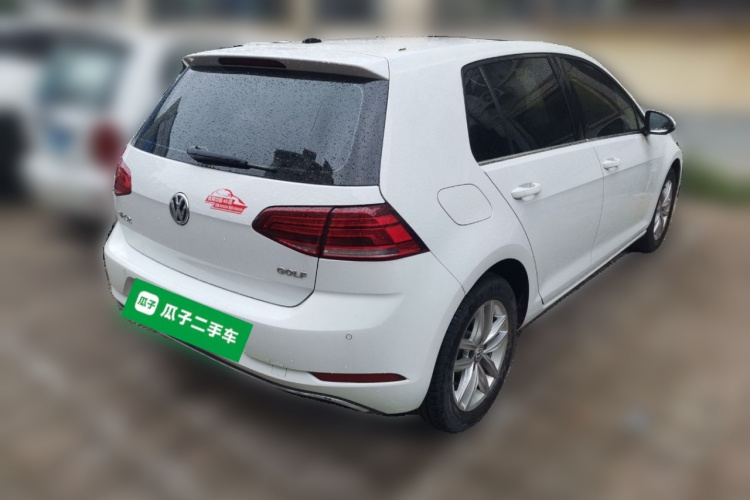 Volkswagen Golf 2019 car image #5
