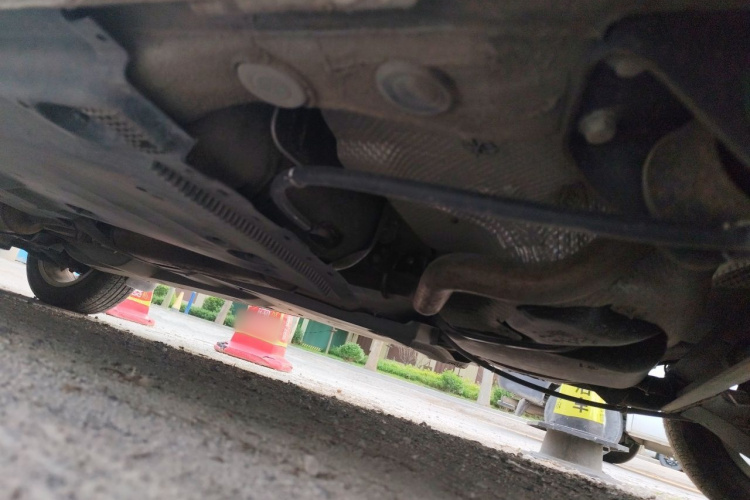 Volkswagen Santana 2016 car image #28